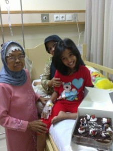 Iwit with her Eyang n Uyut..